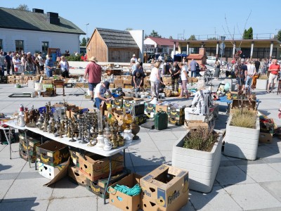 Antiques and handcraft market 08.09.2024-s_003.jpg