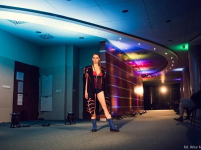 „Łemkowyna” Fashion show 06.11.2020-pokaz-mody-zdjecie-Artur-Michelis-014.jpg