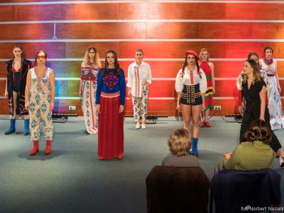 „Łemkowyna” Fashion show 06.11.2020-pokaz-mody-zdjecie-Norbert-Nazarkiewicz-102.jpg