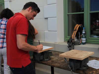 Start-up into tradition - wood-carver workshops 22-23.08.2020-warsztaty-snycerskie-22-23.08.2020-021.JPG