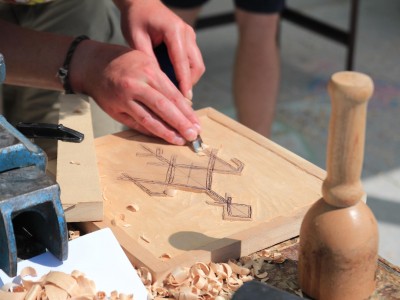 Start-up into tradition - wood-carver workshops 22-23.08.2020-warsztaty-snycerskie-22-23.08.2020-045.JPG
