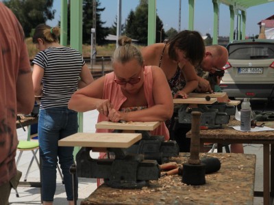 Start-up into tradition - wood-carver workshops 22-23.08.2020-warsztaty-snycerskie-22-23.08.2020-075.JPG